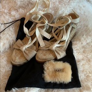 UGG Australia Canvas Tie Wedges Size 9 $50 FIRM